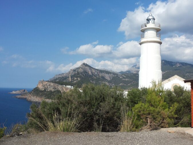 hiking around soller, majorca hiking around soller, majorca