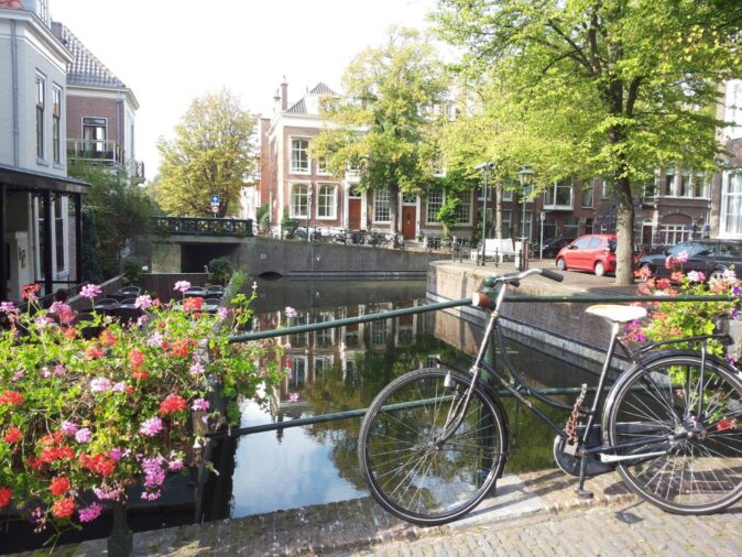 Canal in The Hague - Is The Hague worth visiting? Canal in The Hague - Is The Hague worth visiting?