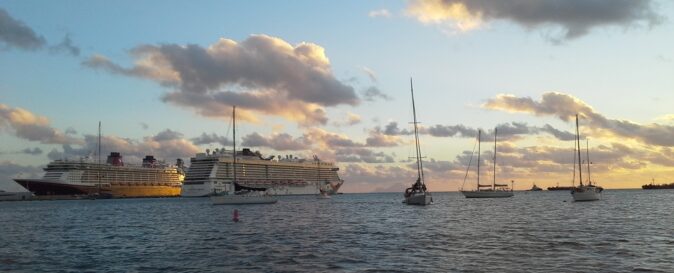 top things to do in st. maarten: boat trips