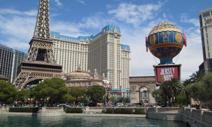 Things to do in Las Vegas besides gambling: walk the strip