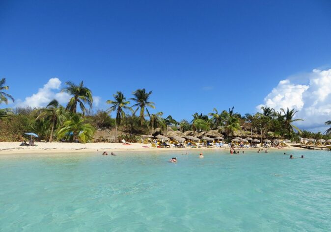 things to do in st. martin: Pinel island