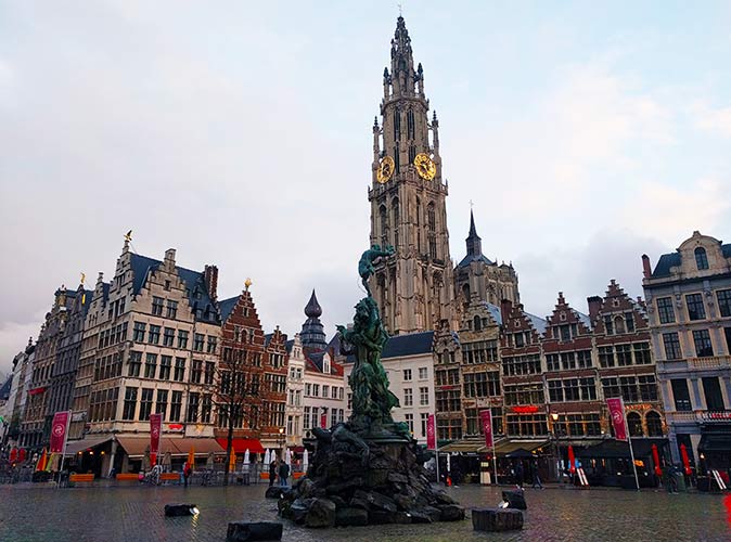 visiting the Grote Markt while in Antwerp for one day