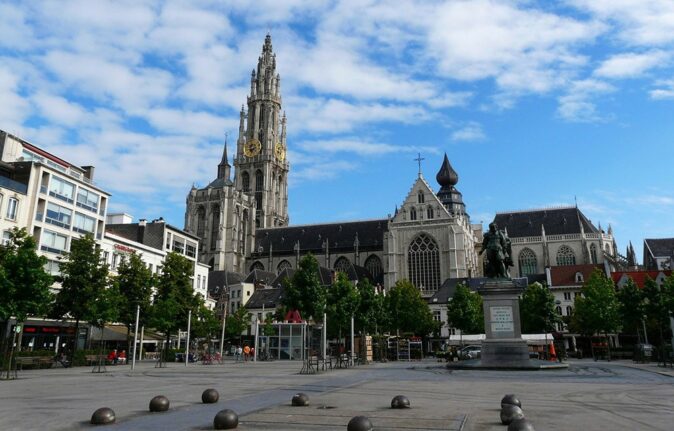 24 hours in Antwerp: what to see & do - Cathedral of Our Lady 24 hours in Antwerp: what to see & do - Cathedral of Our Lady