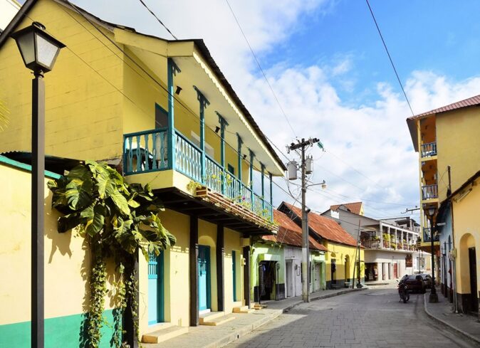 must-see places in Guatemala: Flores, Guatemala must-see places in Guatemala: Flores, Guatemala