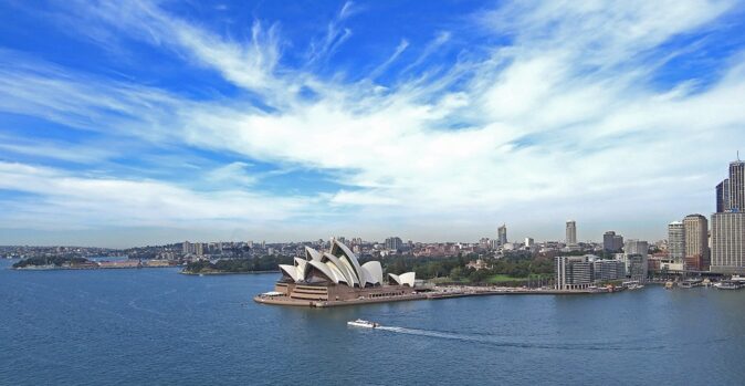 The opera house - a must-see when visiting Sydney a view of Sydney & the opera house