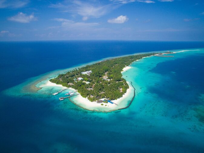 best luxury resorts in the Maldives Kuramathi resort, Maldives - where to stay in the Maldives