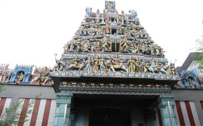 Things to see in Singapore: Sri Veeramakaliamman Temple Things to see in Singapore: Sri Veeramakaliamman Temple