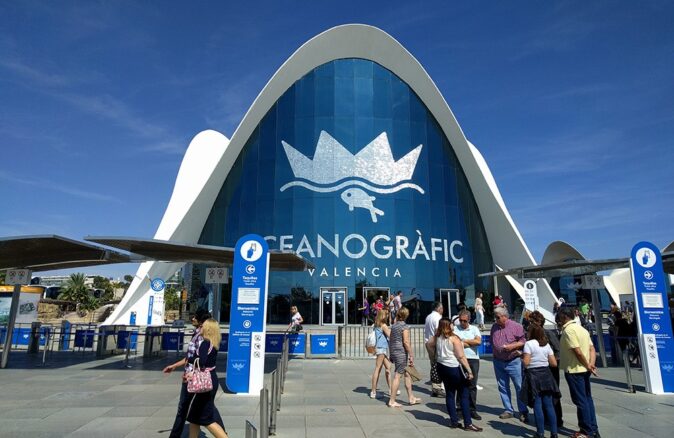 What to do in Valencia, Spain: visit the City of Arts & Sciences What to do in Valencia, Spain: visit the City of Arts & Sciences