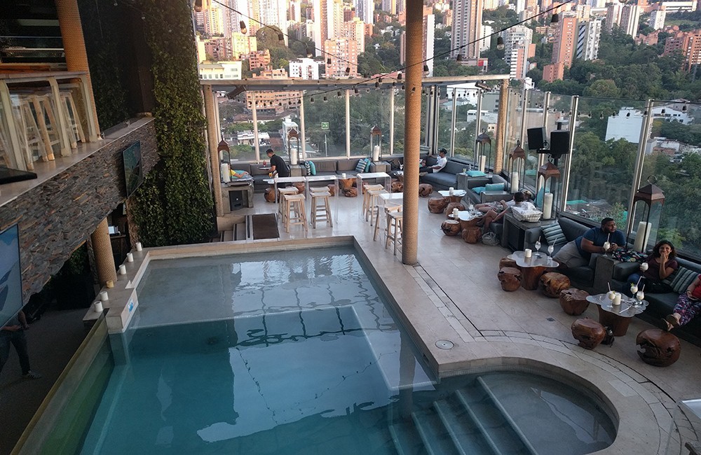 The Best Rooftop Bars in Medellin & 1 Worth Skipping