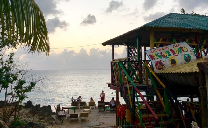 Where to watch the sunset on San Andres Island - Reggae Roots Where to watch the sunset on San Andres Island