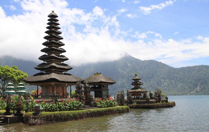 facts about Bali Indonesia facts about Bali Indonesia