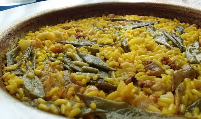 how to cook a Valencian paella - recipe how to cook a Valencian paella - recipe