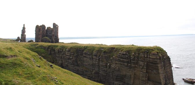 Day 2 of the North Coast 500 itinerary in Scotland - Castle Sinclair Day 2 of the North Coast 500 itinerary in Scotland - Castle Sinclair