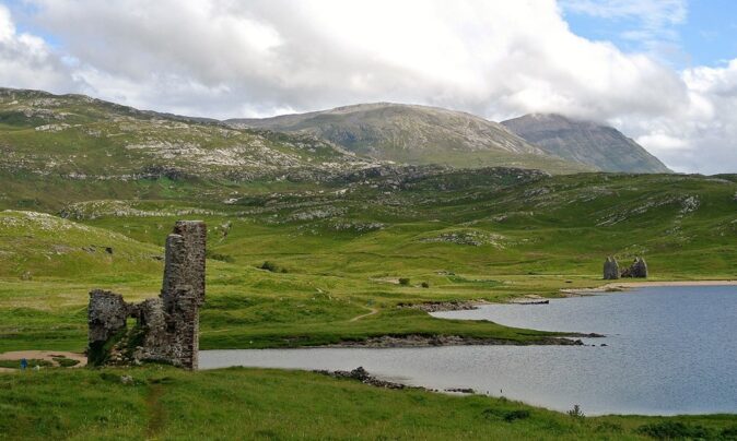 Day 6 of the 8-day North Coast 500 itinerary in Scotland - Ardvreck Castle Day 6 of the 8-day North Coast 500 itinerary in Scotland - Ardvreck Castle