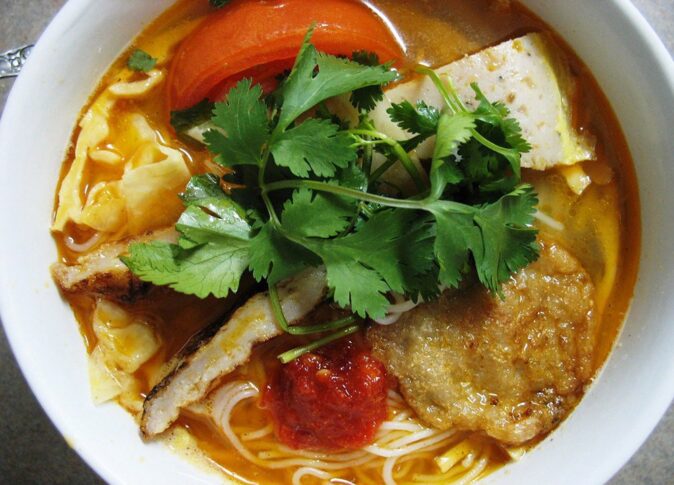 Things to eat in Da Nang: Grilled Fish Cake Noodle Things to eat in Da Nang: Grilled Fish Cake Noodle