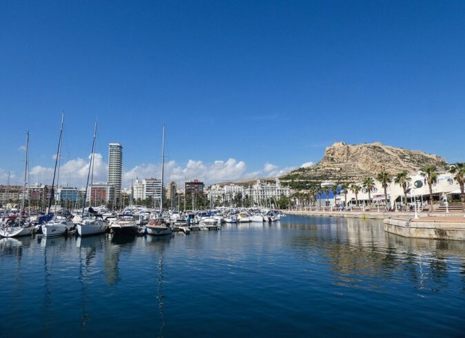 moving to Alicante, Spain moving to Alicante, Spain