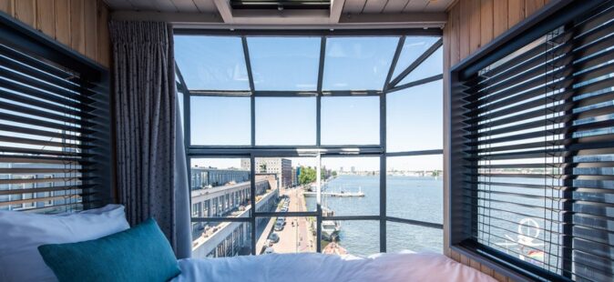 Yay Crane: one of the coolest hotels in Amsterdam Yay Crane: one of the coolest hotels in Amsterdam