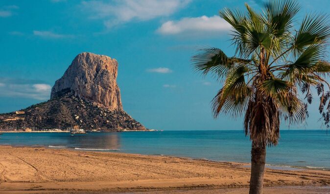 Calpe's beach on Spain's Costa Blanca Calpe's beach on Spain's Costa Blanca