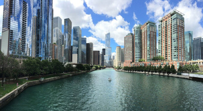 the Chicago river - perfect for outdoor activities the Chicago river - perfect for outdoor activities