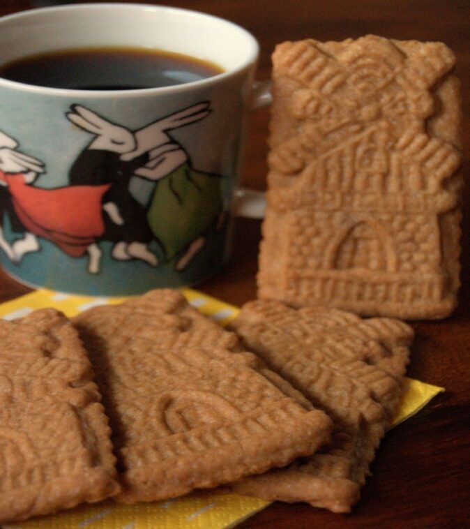 the best Dutch food: speculaas speculaas with coffee - the best Dutch food