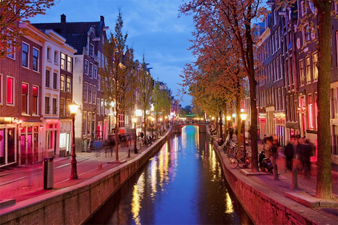 the red light district in Amsterdam the red light district on the weekend