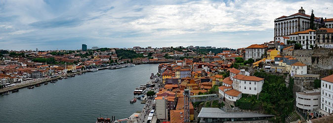 living in Porto a view of Porto