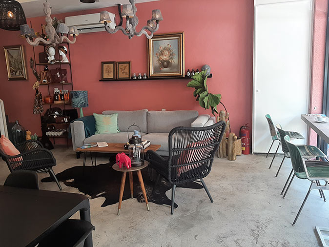 the best cafe in Curaçao to work from the interior of Bonchi cafe