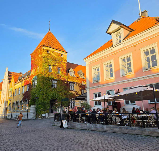 A workation in Visby, Sweden Colorful historic houses and a lively terrace in Visby, Sweden
